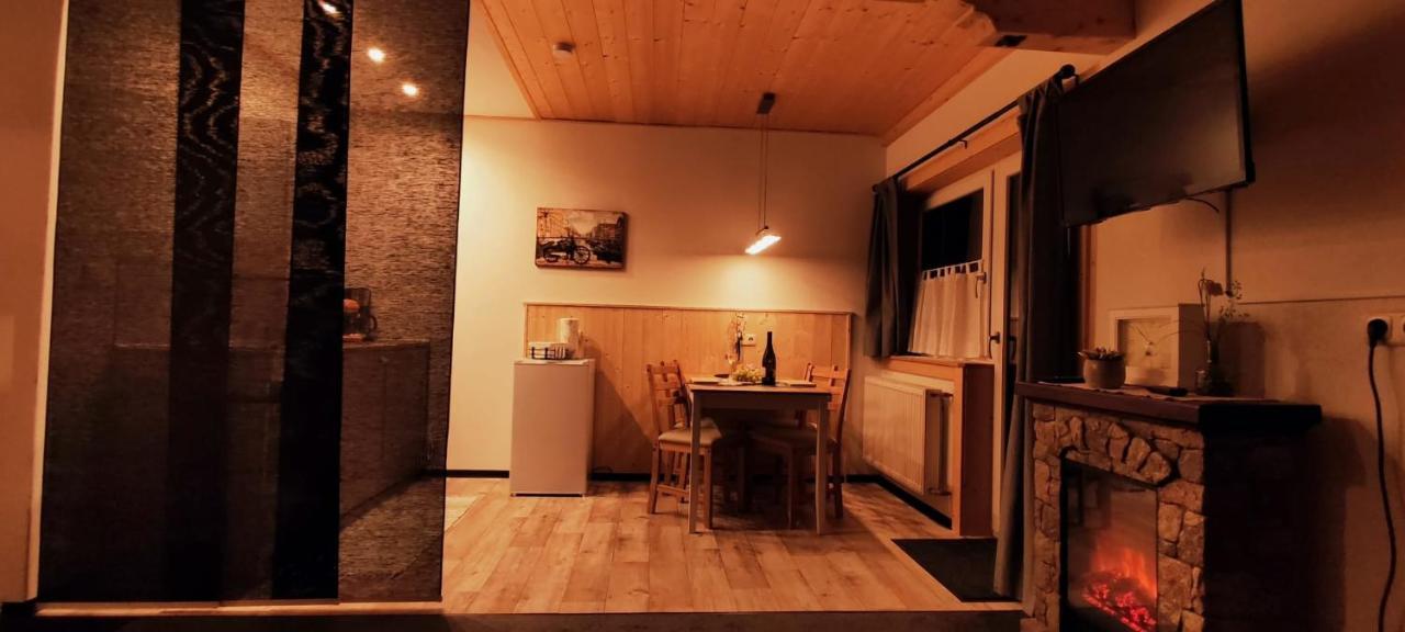 Ferienhaus Lechtaler Alpen บาค ภายนอก รูปภาพ