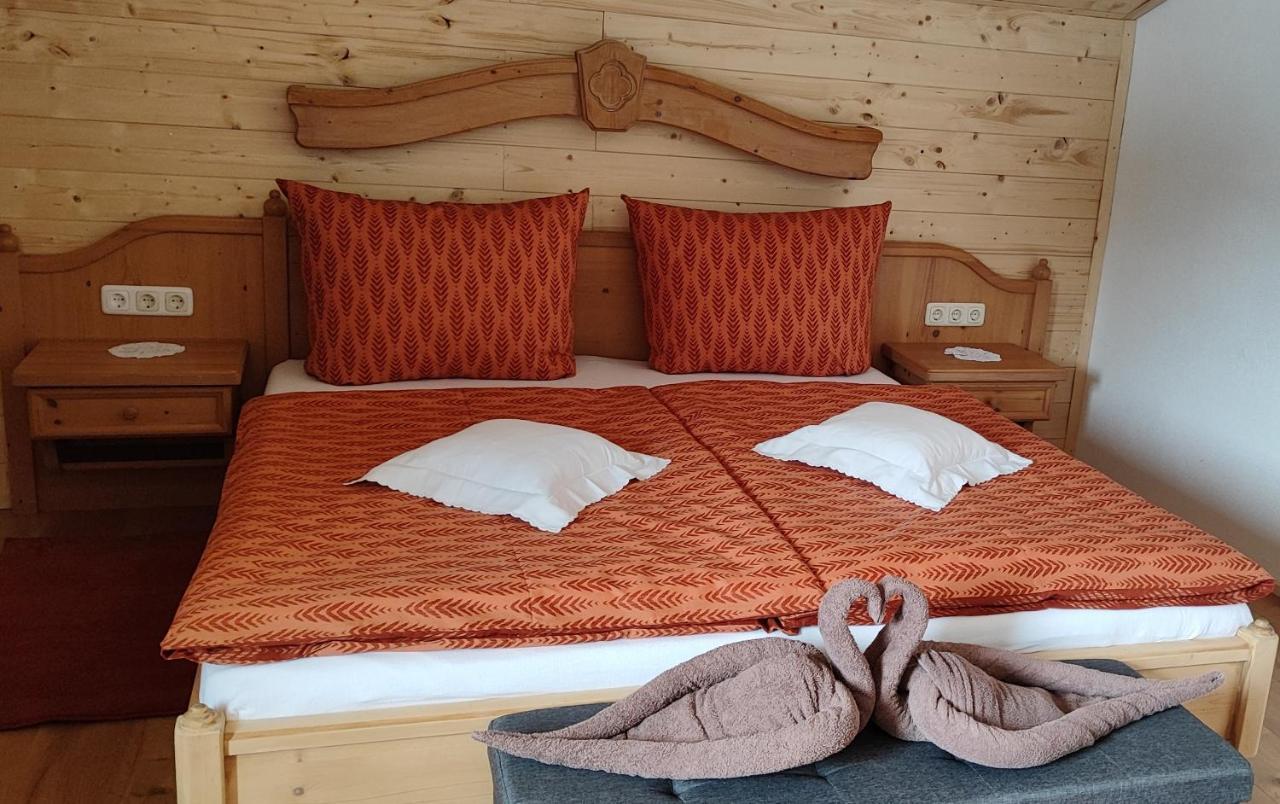 Ferienhaus Lechtaler Alpen บาค ภายนอก รูปภาพ