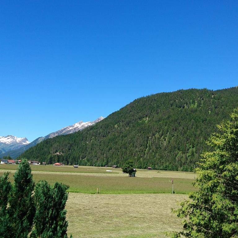 Ferienhaus Lechtaler Alpen บาค ภายนอก รูปภาพ
