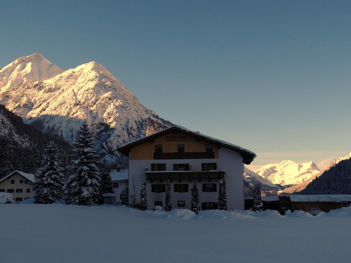 Ferienhaus Lechtaler Alpen บาค ภายนอก รูปภาพ